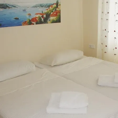 Apartment Thera Homes 13